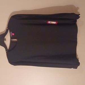 Vince Camuto,NWT! ,rich black,pleated sleeves,100 polyester,Sz.M